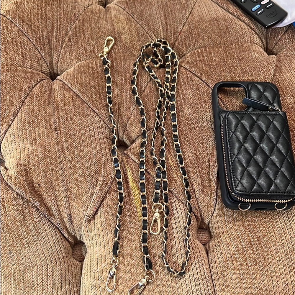 Black Chain Strap IPhone 12 Pro Case with Crossbody Functionality. - Picture 5 of 5